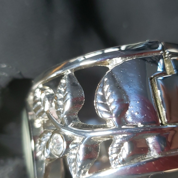 Collezio Silver Tone Cuff Bracelet Watch - Picture 9 of 17